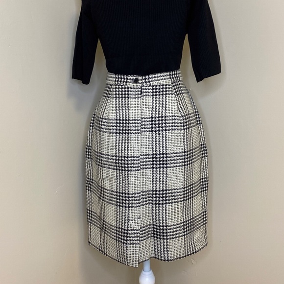 Vintage Vantana Italy Houndstooth Plaid Skirt - Picture 4 of 6